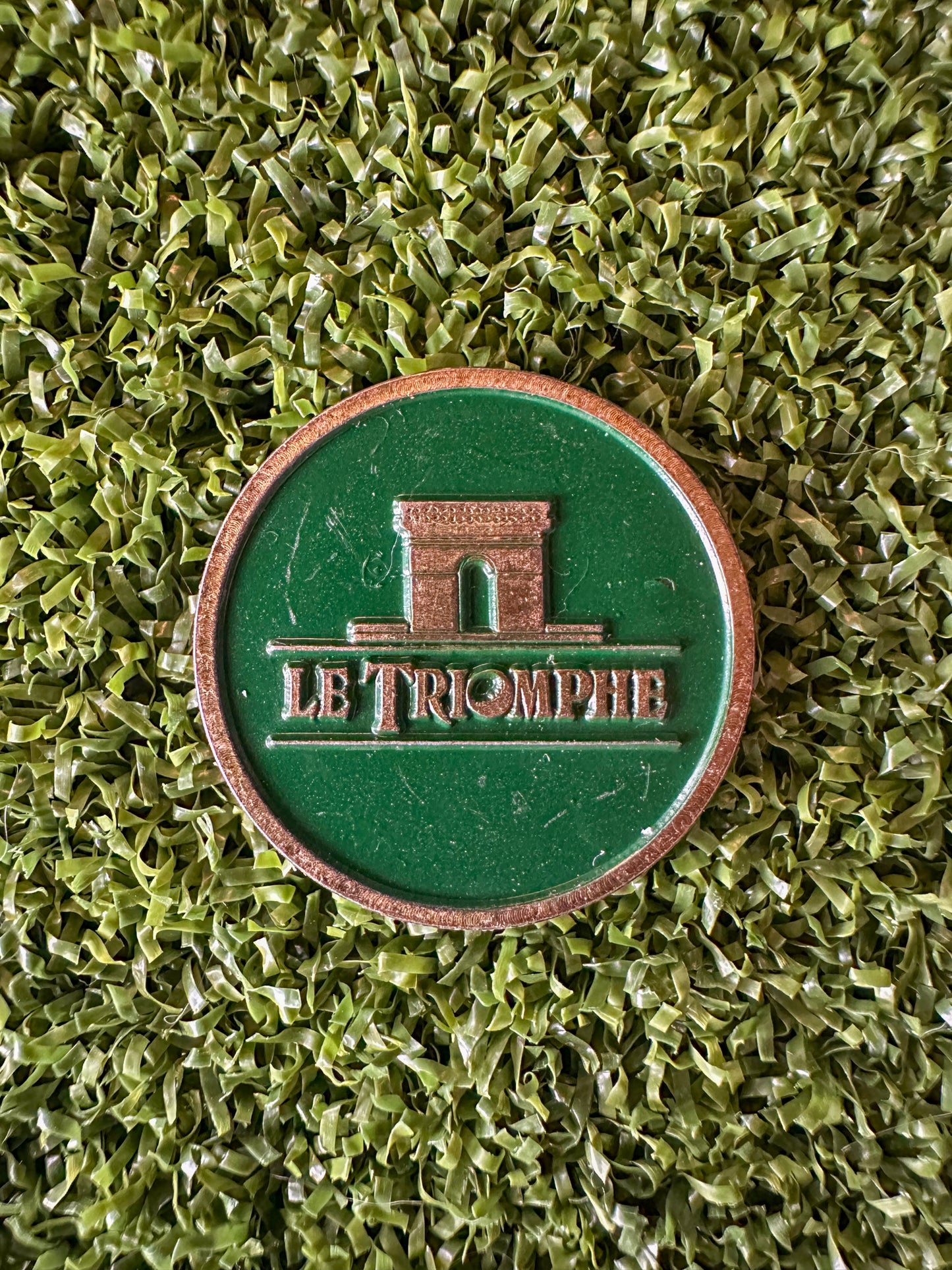 Le Triomphe Golf & Country Club (Louisiana) Vintage Ball Marker